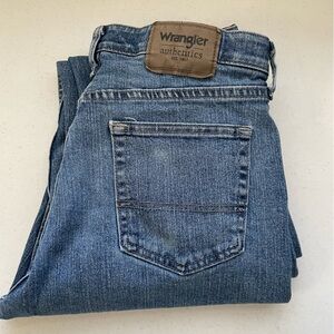 Wrangler Mens Authentic Jeans - 29x30 - classic denim wash